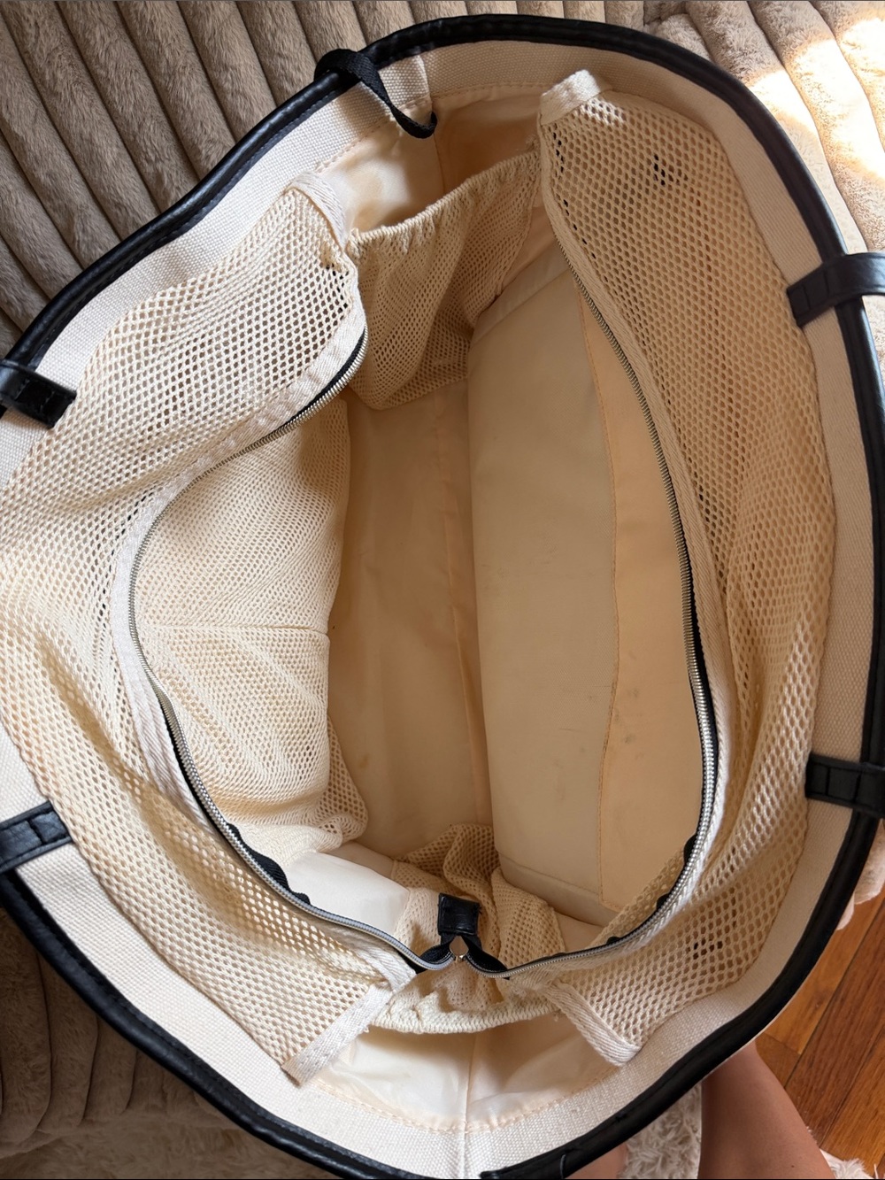 BEIS Tote - Picture 5 of 5